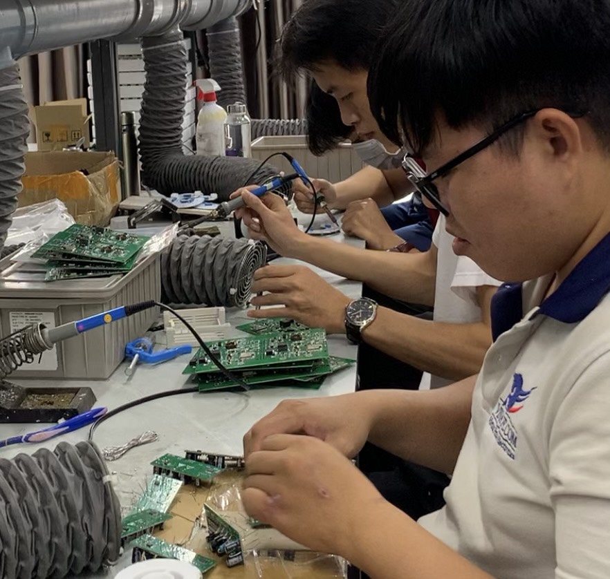 Sao Chép Mạch Điện Tử: Tìm Kiếm Đối Tác Giá Cạnh Tranh và Đáng Tin Cậy